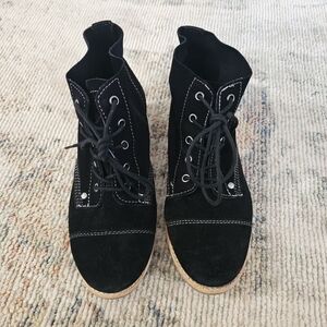 DIBA Eli Suede Leather,  bootie women's 7‎ M black